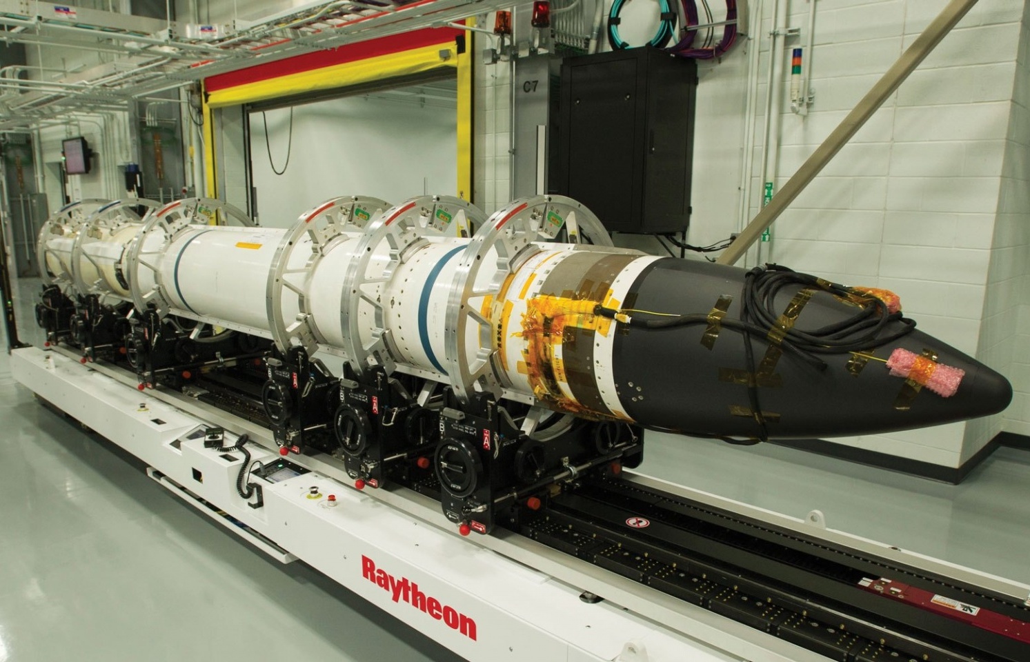 Mỹ thông qua thương vụ tên lửa trị giá hàng tỷ USD cho Nhật Bản