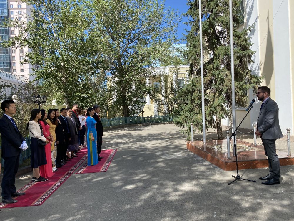 viet nam tu hao da sat canh cung cac quoc gia thanh vien dong gop cho ngoi nha chung asean