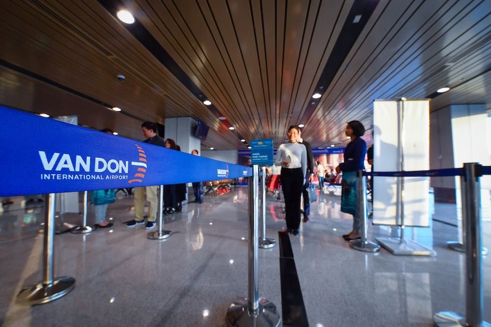 Sân bay Vân Đồn đón gần 350 công dân Việt Nam từ Australia về nước san bay van don don gan 350 cong dan viet nam tu australia ve nuoc