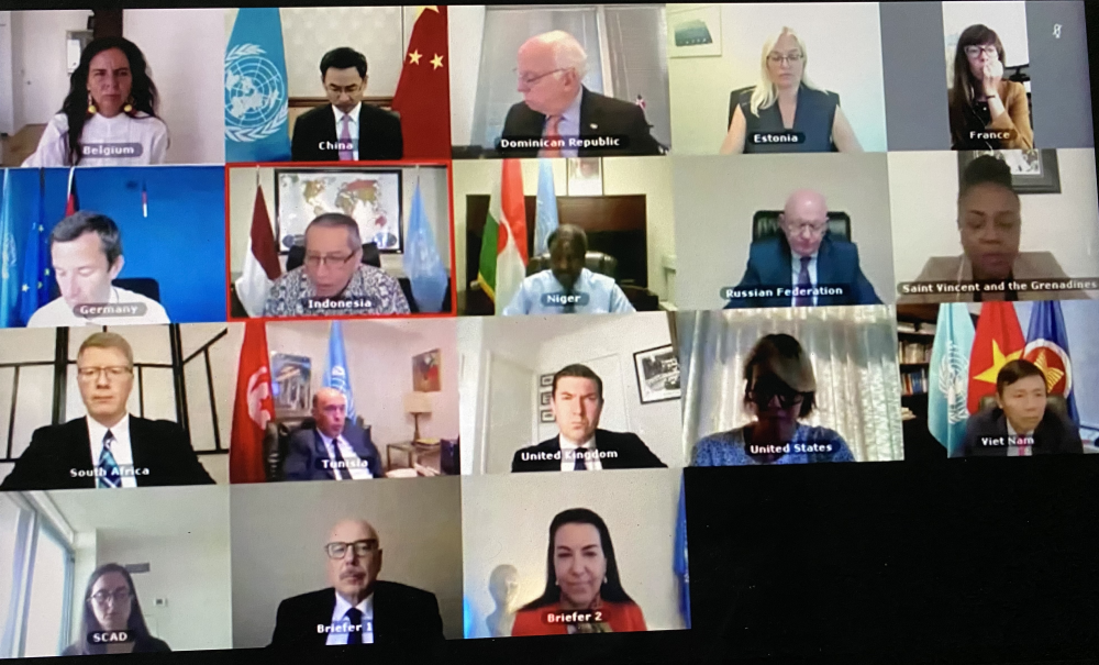 hoi-dong-bao-an-thao-luan-ve-nguy-co-khung-bo-nha-nuoc-hoi-giao-isil-daesh