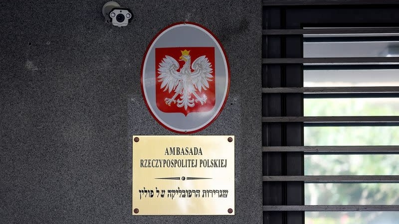 Ba Lan hành động đáp trả Israel