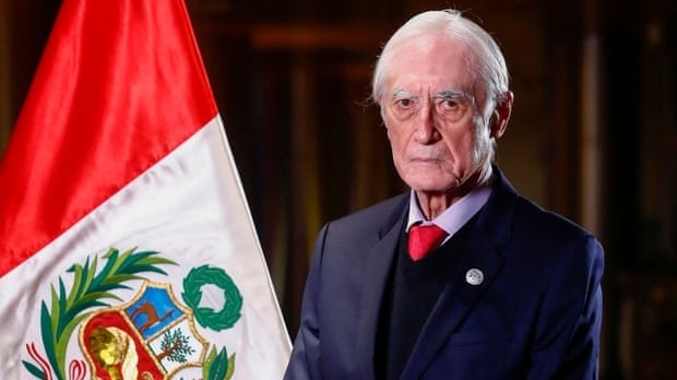 Chính quyền mới ở Peru trải qua 'cơn sóng nhẹ' đầu tiên