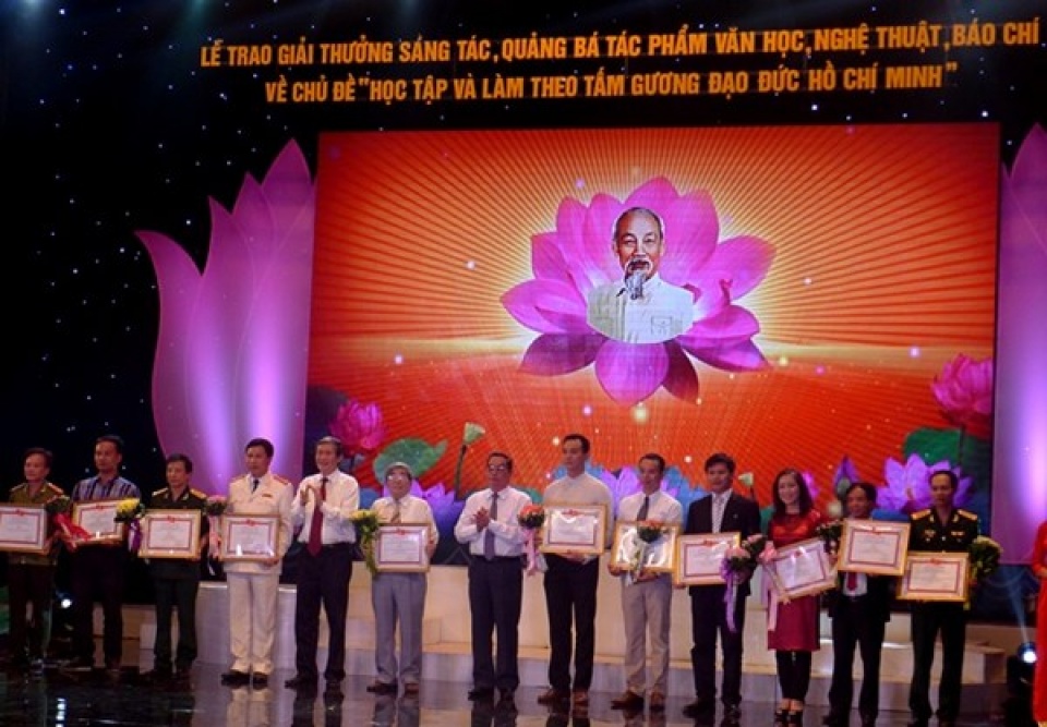 Bổ sung 42,5 tỷ đồng hỗ trợ sáng tạo tác phẩm văn học nghệ thuật, báo chí