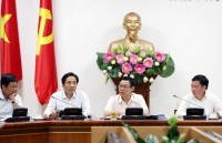 hoi dong ly luan trung uong toa dam ve cai cach chinh sach tien luong va bhxh