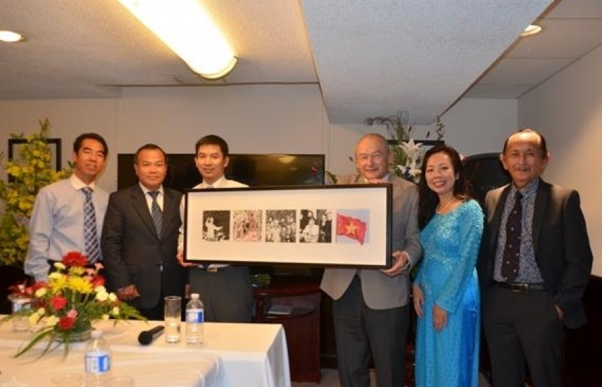 Đoàn Ủy ban người Việt Nam ở nước ngoài tìm hiểu cộng đồng tại Canada