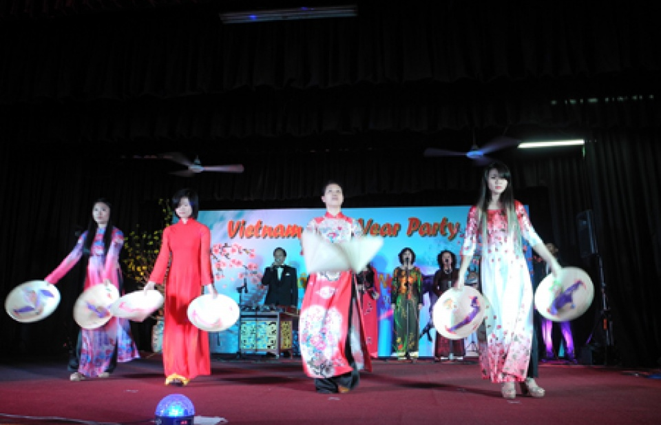 Cộng đồng nhỏ ở địa bàn khó khăn