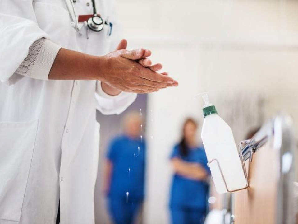 Siêu vi trùng kháng mọi kháng sinh lan rộng trong các bệnh viện trên toàn thế giới