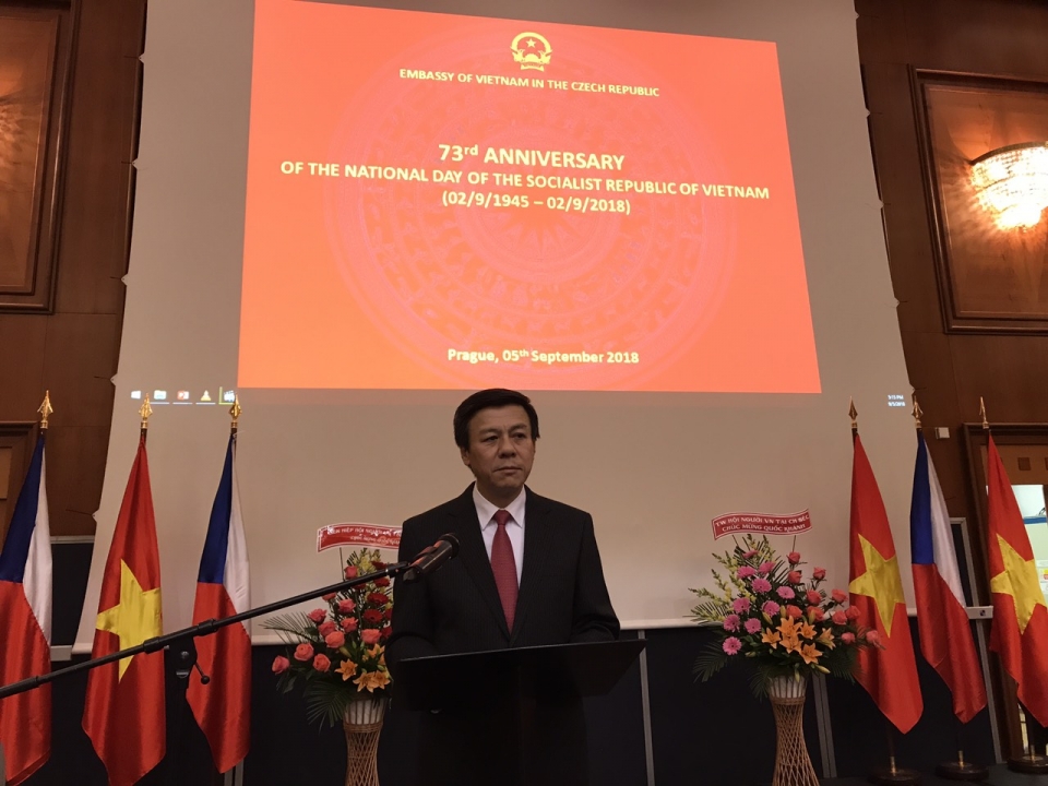 Long trọng kỷ niệm 73 năm Quốc khánh Việt Nam tại Czech long trong ky niem 73 nam quoc khanh viet nam tai czech