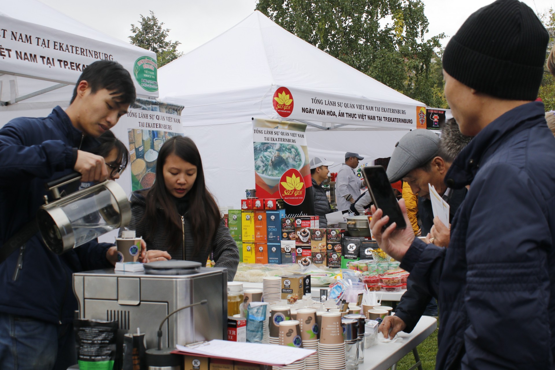 Nga: Đặc sắc Ngày Văn hóa, Ẩm thực Việt Nam tại Ekaterinburg khai mac ngay van hoa am thuc viet nam tai ekaterinburg