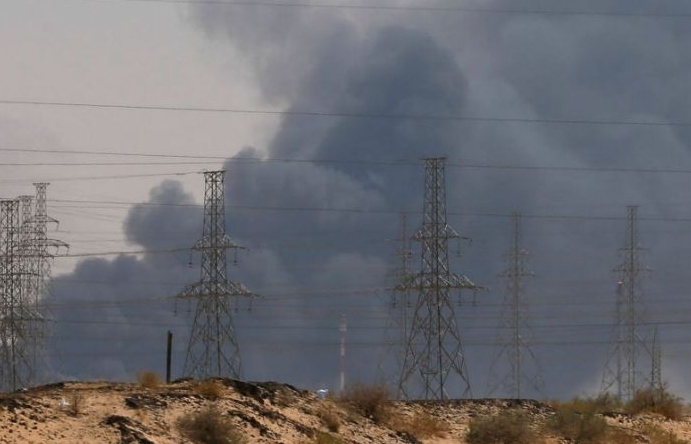 Saudi Arabia cân nhắc 'mọi phương án' đáp trả Iran, Pháp không tin Houthi là thủ phạm