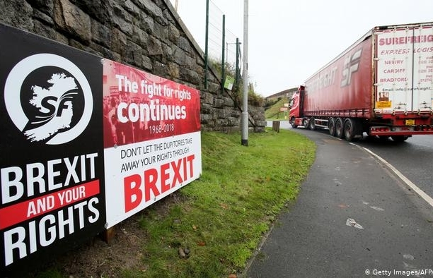 Brexit: 'Quên' lời nhắc của Chủ tịch Juncker, Anh gửi thẳng tài liệu về thay thế 'chốt chặn' lên EC