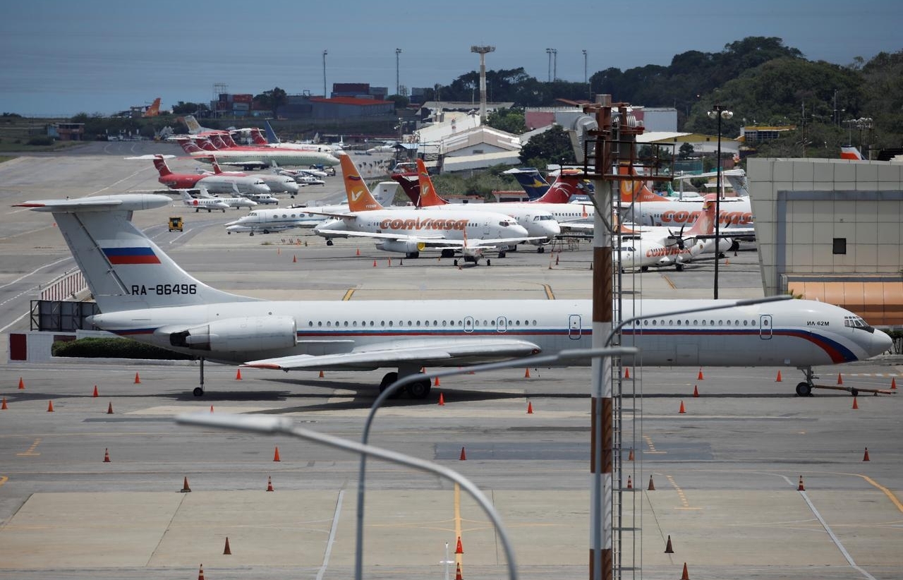 Máy bay không quân Nga xuất hiện ở Caracas, Mỹ và các nước Latin thảo luận về Venezuela