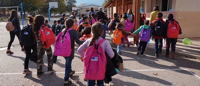 unhcr-dai-dich-covid-19-de-doa-quyen-duoc-hoc-tap-cua-tre-em-ti-nan