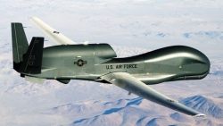 Máy bay do thám Mỹ thay Ukraine 'lượn' quanh bán đảo Crimea