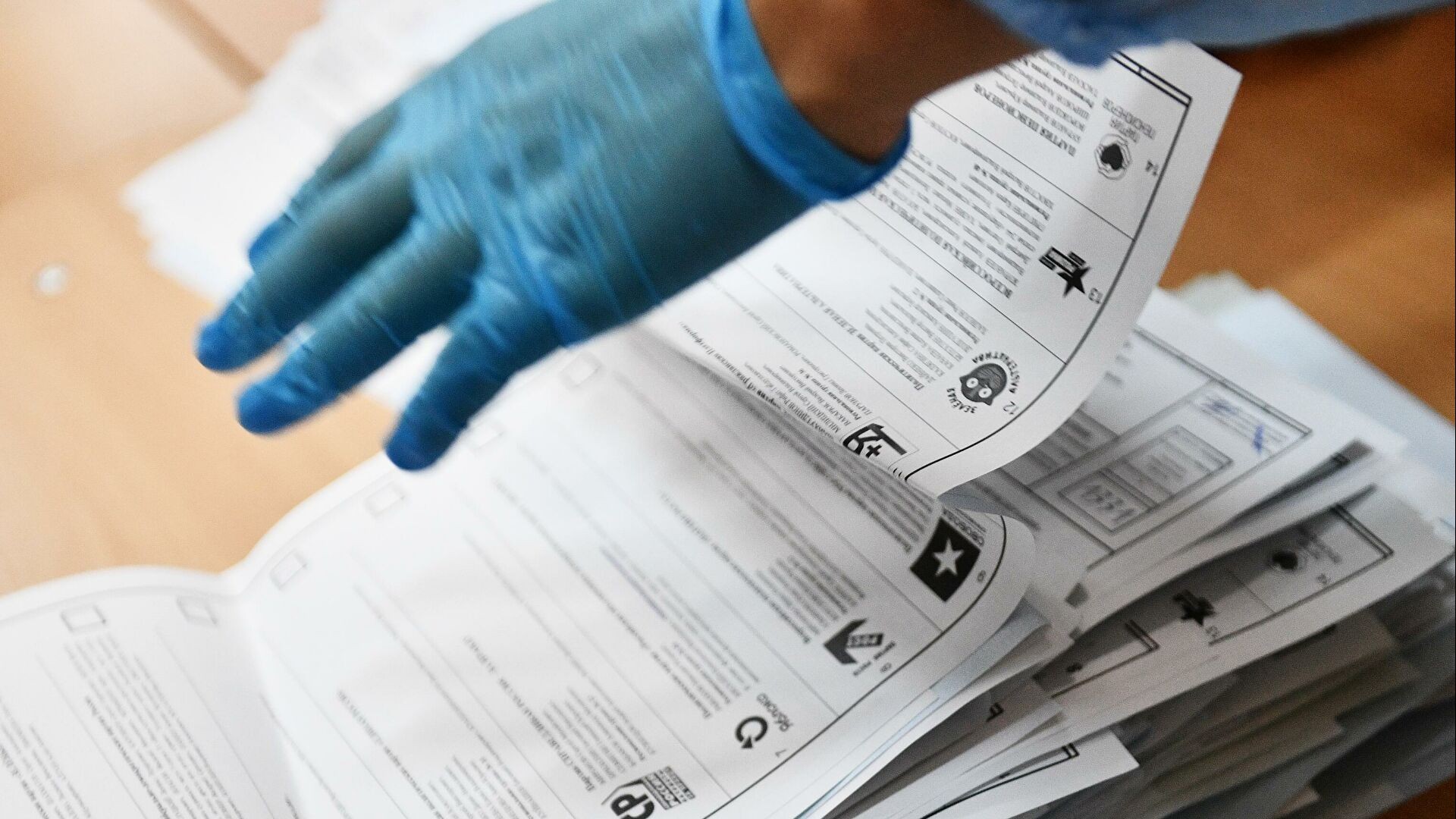 Kết quả bầu cử Hạ viện Nga: Đảng cầm quyền chính thức giành chiến thắng áp đảo