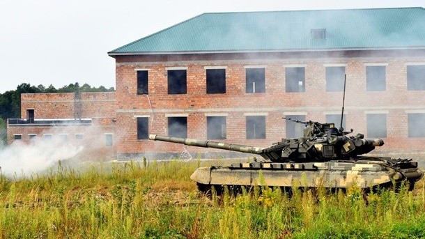 Mỹ-Ukraine khai màn cuộc tập trận lớn, Nga cũng đem... đạn thật diễn tập ở Biển Đen