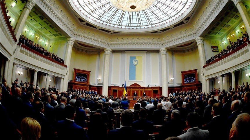 Nóng mặt vì những đại gia 'chóp bu', Ukraine tùng luật cấm, EU được khuyên hành động. (Nguồn: Anadolu)