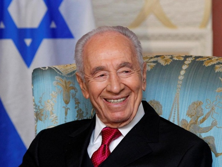 Một cánh chim không mỏi vì hòa bình!