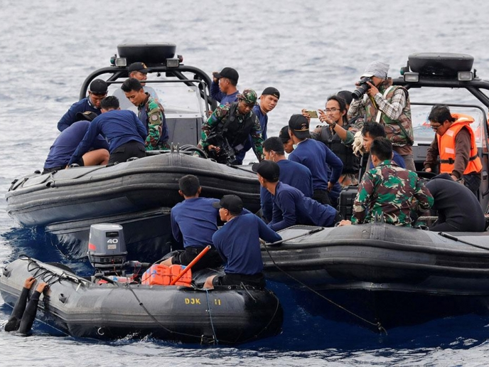 Indonesia xác định được địa điểm phần của thân máy bay gặp nạn