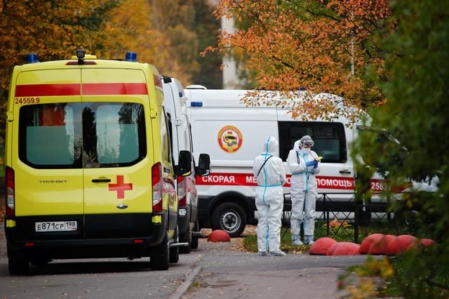 Covid-19 ở Nga: 'Bóng ma' trở lại, bệnh viện chật kín, tỷ lệ tử vong tăng Covid-19 ở Nga: 'Bóng ma' trở lại, bệnh viện chật kín, tỷ lệ tử vong tăng