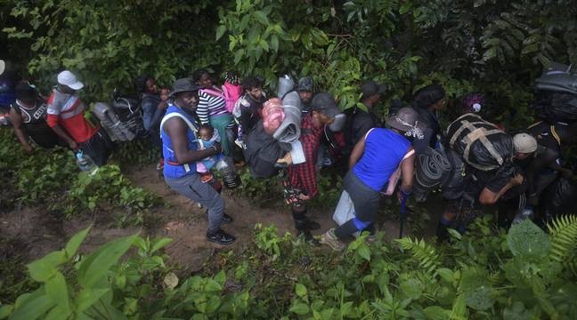 Hàng chục nghìn trẻ em Mỹ Latinh và Caribbean băng rừng thiêng nước độc tìm đường tới miền đất hứa. (Nguồn: 24 News Recoerder)