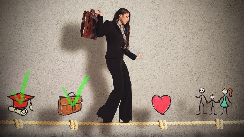 Tổng thống Nga: Phụ nữ hiện đại không nên lựa chọn giữa sự nghiệp và gia đình