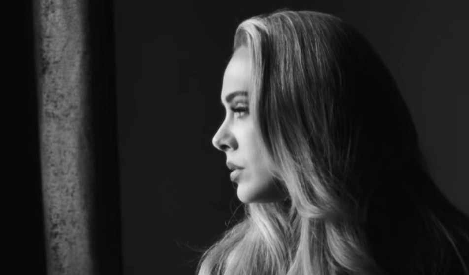 Họa mi Adele tái xuất sau 6 năm cùng lời tự sự khắc khoải Họa mi Adele tái xuất sau 6 năm cùng lời tự sự khắc khoải sau ly hôn