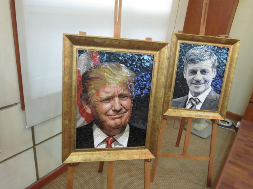 Triển lãm tranh ghép gốm chân dung lãnh đạo các nền kinh tế APEC