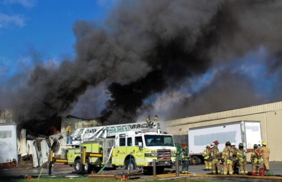 New York: Nổ nhà máy sản xuất mỹ phẩm, 35 người bị thương