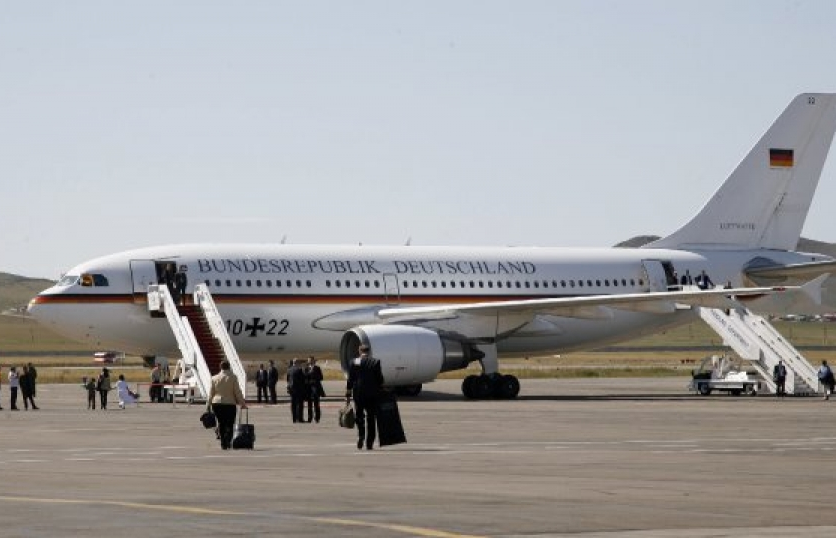 ​Chuyên cơ chở Thủ tướng Đức đi dự G20 gặp sự cố
