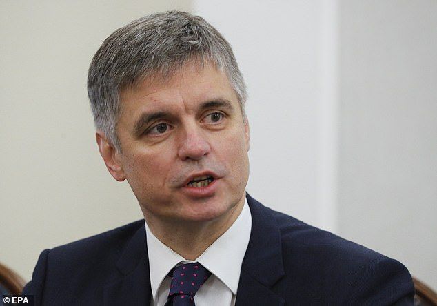 Lên tiếng về bê bối điện đàm với Mỹ, Ngoại trưởng Ukraine đang biện hộ cho ông Trump?