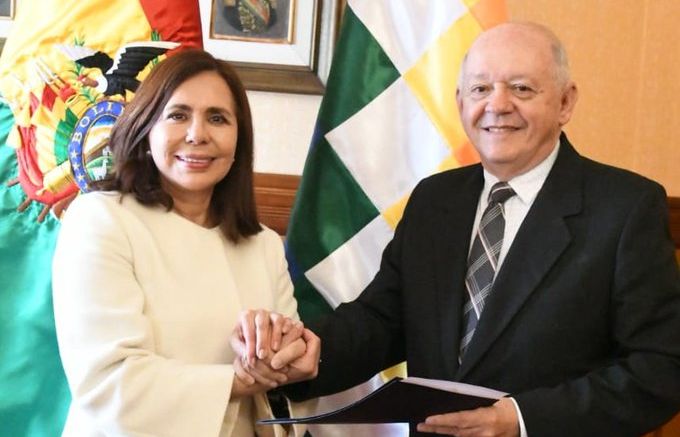 11 năm sau khủng hoảng, Chính phủ tạm quyền Bolivia có động thái mới với Mỹ