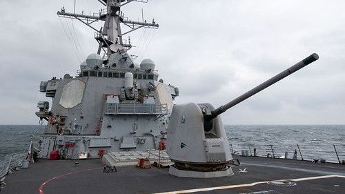 Tàu khu trục tên lửa dẫn đường của Mỹ trở lại Biển Đông