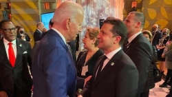 Tổng thống Ukraine hạ sắc lệnh, tìm gặp ông Biden hậu thuẫn; Kiev tuyên bố sẵn sàng phản công ở Donbass