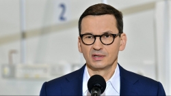 Biên giới Ba Lan nóng rẫy, châu Âu vào cuộc, Belarus phản pháo