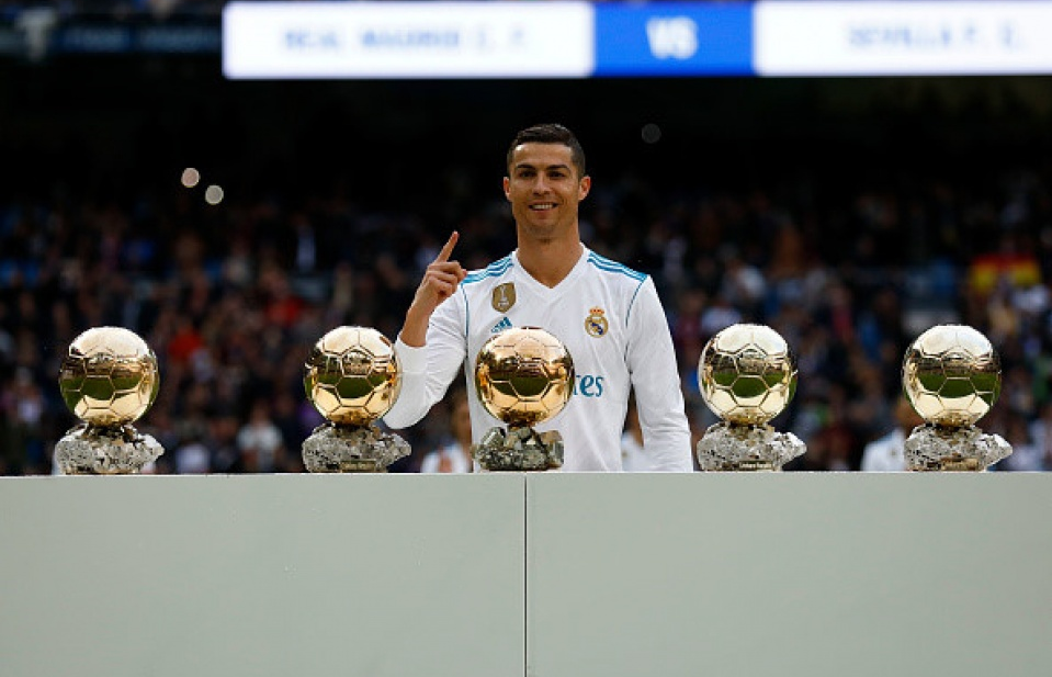 Fan Real không chọn Ronaldo vĩ đại nhất lịch sử CLB