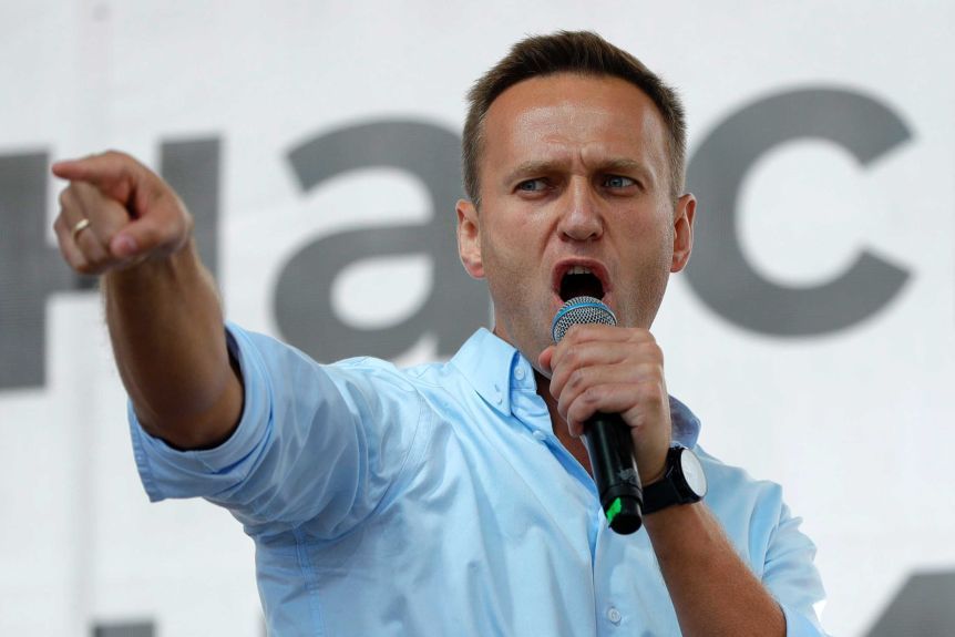 Vụ đầu độc Navalny: Nga gọi tên Mỹ, Berlin cáo buộc Moscow 'tung hỏa mù' Vụ đầu độc Navalny: Gọi tên Mỹ, Nga tuyên bố thẳng nếu đầu độc sẽ 'làm đến cùng'; Berlin cáo buộc Moscow 'tung hỏa mù'