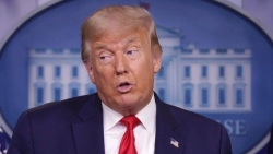 Số lượng lớn công ty Nga và Trung Quốc 'có liên hệ với quân đội', Tổng thống Trump chuẩn bị ra tay