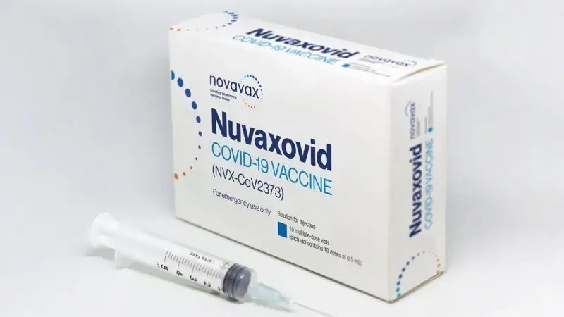 Covid-19: WHO cấp phép khẩn cấp vaccine thứ 10, cảnh báo 'bão dịch' ở châu Âu liên quan biến thể Omicron