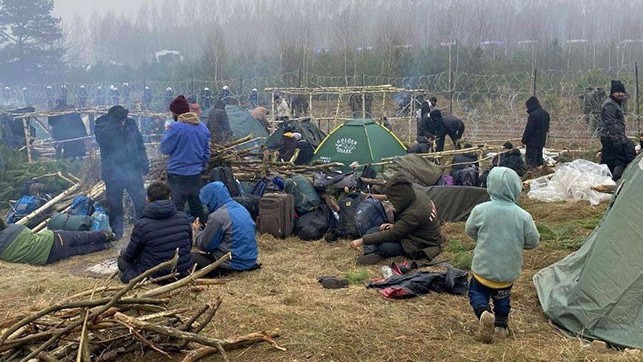 Phương Tây phải chịu trách nhiệm về khủng hoảng người di cư ở biên giới Belarus?