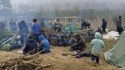 Phương Tây phải chịu trách nhiệm về khủng hoảng người di cư ở biên giới Belarus?