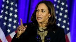 Mỹ, EU đồng loạt tung lời đe dọa Nga