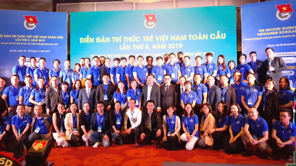 Các đại biểu tham gia Diễn đàn Trí thức trẻ Việt Nam toàn cầu lần thứ II năm 2019. Các đại biểu tham gia Diễn đàn Trí thức trẻ Việt Nam toàn cầu lần thứ II năm 2019.