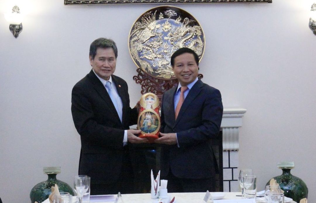 Tổng Thư ký ASEAN thăm Đại sứ quán Việt Nam tại Nga