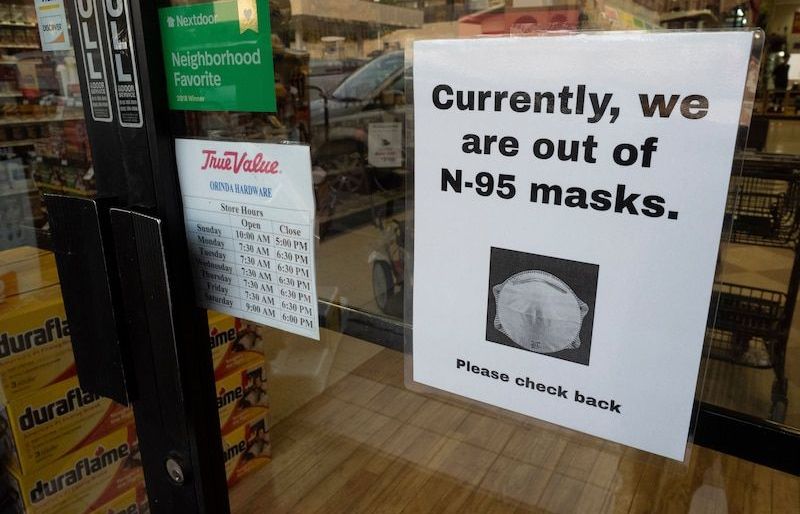 Dịch Covid-19: Giới chức y tế Mỹ kêu gọi người dân không tích trữ khẩu trang