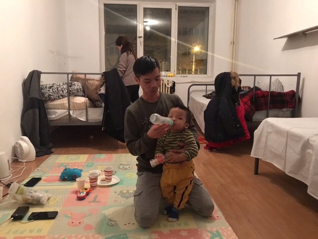 Cập nhật. Nỗ lực không ngừng nghỉ trong bảo hộ công dân Việt Nam ở Ukraine Cập nhật. Nỗ lực không ngừng nghỉ trong bảo hộ công dân Việt Nam ở Ukraine