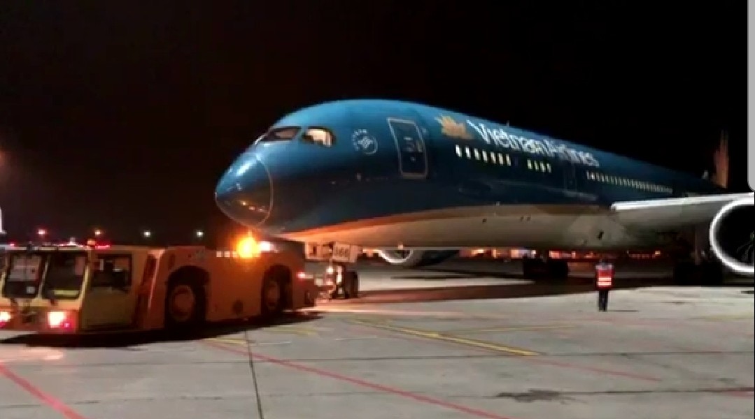 Cập nhật. Nỗ lực không ngừng nghỉ trong bảo hộ công dân Việt Nam ở Ukraine Cập nhật. Nỗ lực không ngừng nghỉ trong bảo hộ công dân Việt Nam ở Ukraine