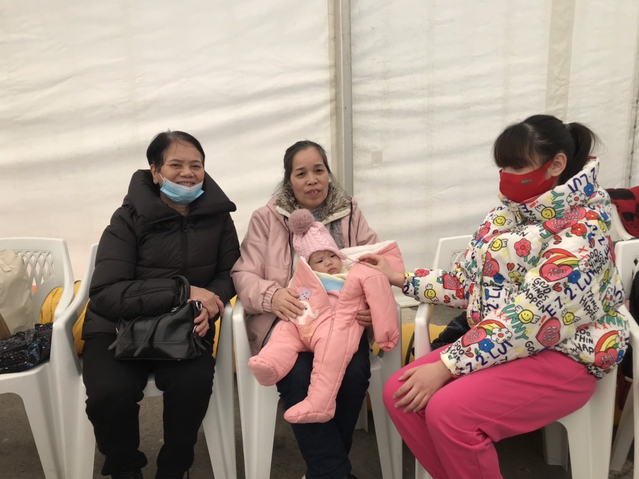 Cập nhật. Hai chuyến bay sơ tán công dân Việt Nam ở Ukraine khởi hành vào chiều 12/3 Cập nhật. Hai chuyến bay sơ tán công dân Việt Nam ở Ukraine khởi hành vào chiều 12/3