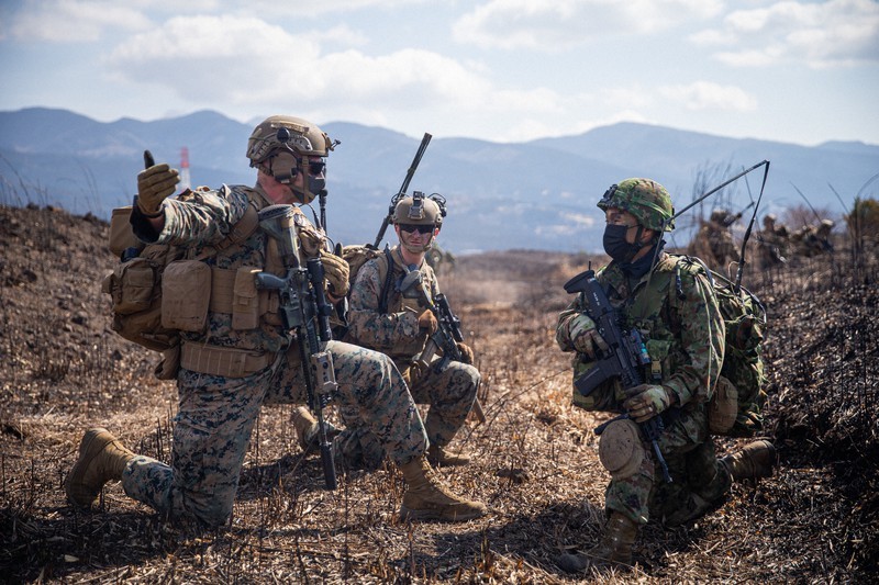 Lực lượng Phòng vệ trên bộ của Nhật Bản (GSDF) và lực lượng lính thủy đánh bộ Mỹ đã khởi động cuộc tập trận đổ bộ kéo dài 3 tuần. (Nguồn: Kyodo)