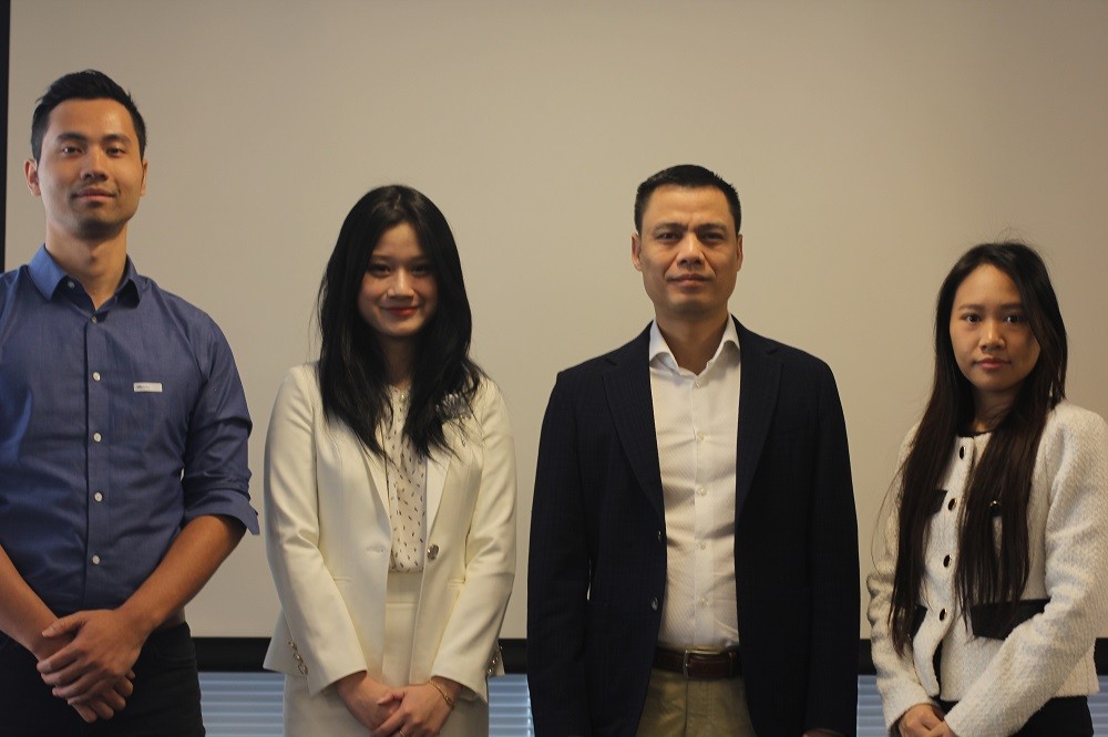 Đại sứ Đặng Hoàng Giang khai mạc Hội thảo hướng nghiệp cho sinh viên Việt Nam tại New York năm 2022 Đại sứ Đặng Hoàng Giang khai mạc Hội thảo hướng nghiệp cho sinh viên Việt Nam tại New York năm 2022